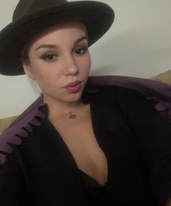 Анкета проститутки Ирина - Фото 1, Аршан, 19 лет, №4334